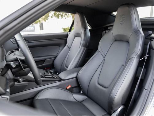 2026 Porsche 911 Carrera GTS