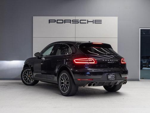 2018 Porsche Macan S