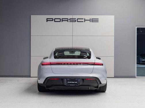 2024 Porsche Taycan 4S