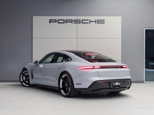 2024 Porsche Taycan 4S