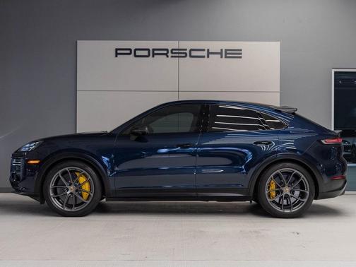 2024 Porsche Cayenne Turbo GT