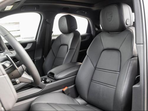2025 Porsche Cayenne Cayenne