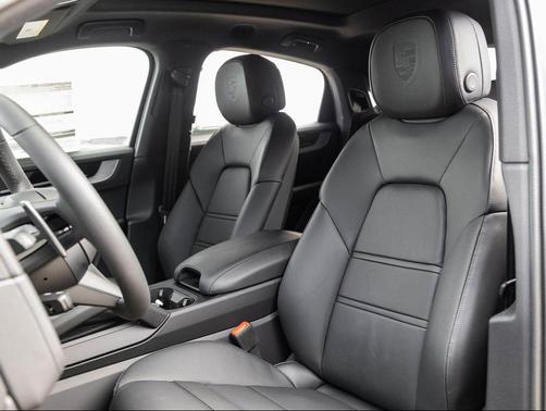 2025 Porsche Cayenne Cayenne