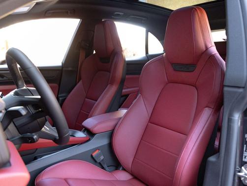 Volcano Grey Metallic 2026 Porsche Macan Macan Electric GTS