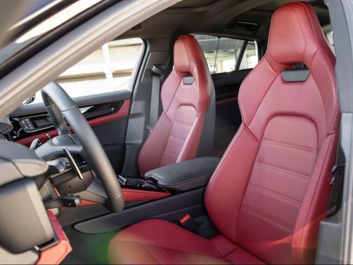 2026 Porsche Panamera 4S E-Hybrid