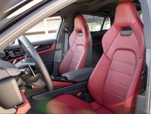 2026 Porsche Panamera 4S E-Hybrid