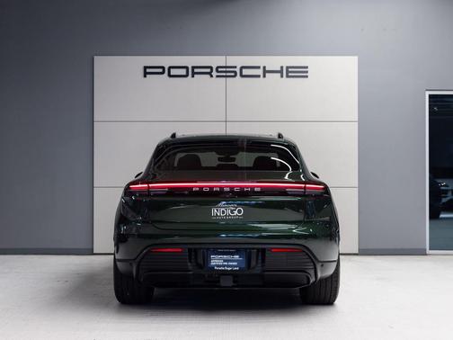 2025 Porsche Macan Macan Electric