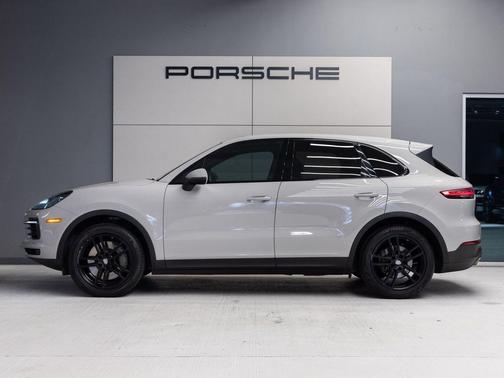 Chalk 2021 Porsche Cayenne S