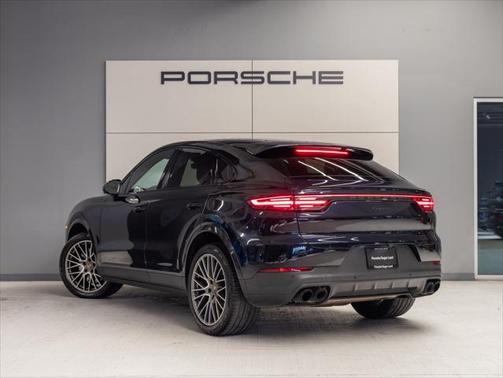 2022 Porsche Cayenne Platinum Edition