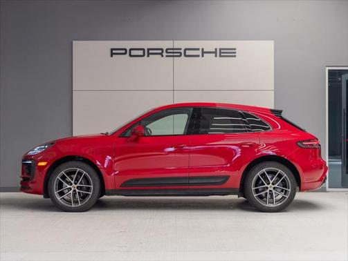 2023 Porsche Macan Base