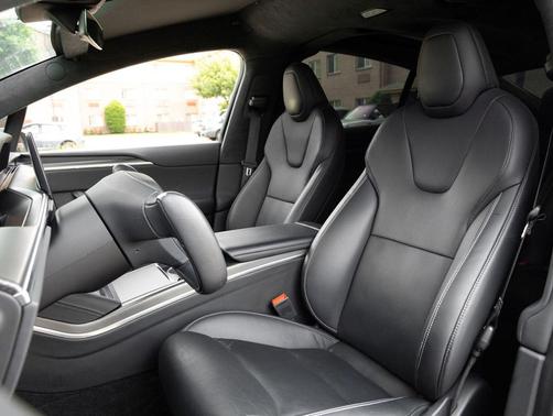Stealth Grey 2023 Tesla Model X Plaid Tri Motor All-Wheel Drive