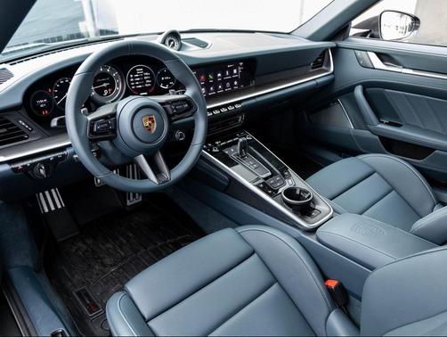 2025 Porsche 911 Turbo S