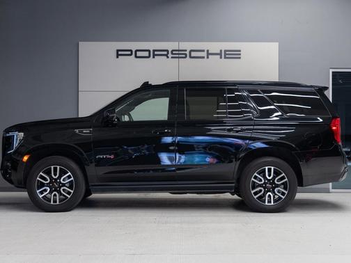 2021 GMC Yukon 4WD AT4