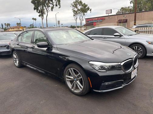 2016 BMW 740 740i Sedan 4D