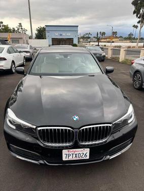 2016 BMW 740 740i Sedan 4D