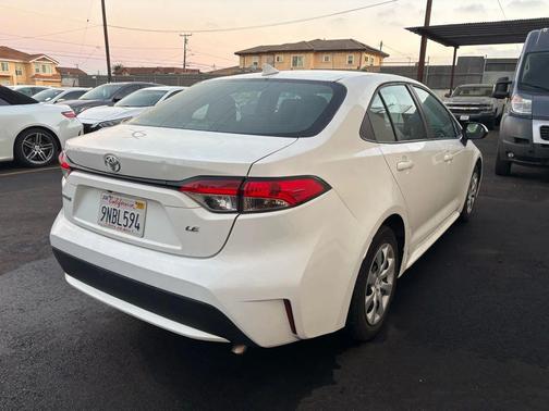 2021 Toyota Corolla LE