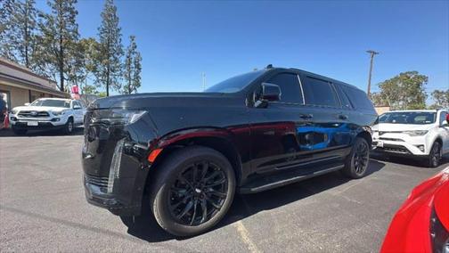 2023 Cadillac Escalade ESV Sport