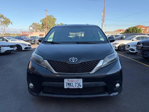 2015 Toyota Sienna SE