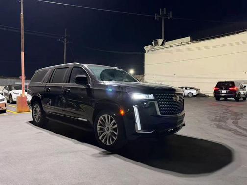 2023 Cadillac Escalade ESV Sport