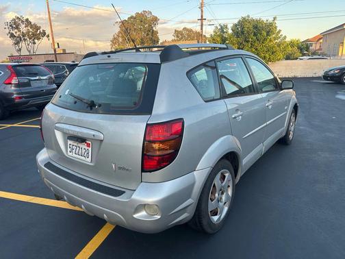 2004 Pontiac Vibe Base