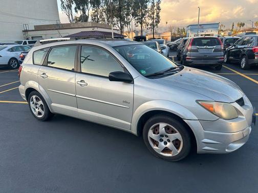 2004 Pontiac Vibe Base