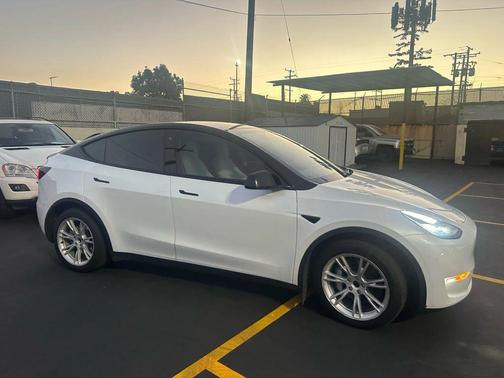 2023 Tesla Model Y Standard Sport Utility 4D
