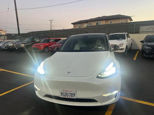 2023 Tesla Model Y Standard Sport Utility 4D