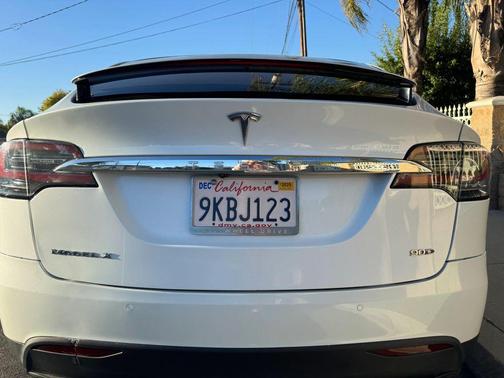 2016 Tesla Model X P100D