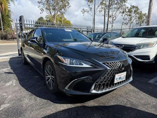 2023 Lexus ES 350 Base