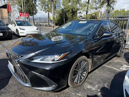 2023 Lexus ES 350 Base