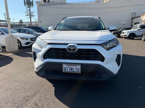 2021 Toyota RAV4 LE