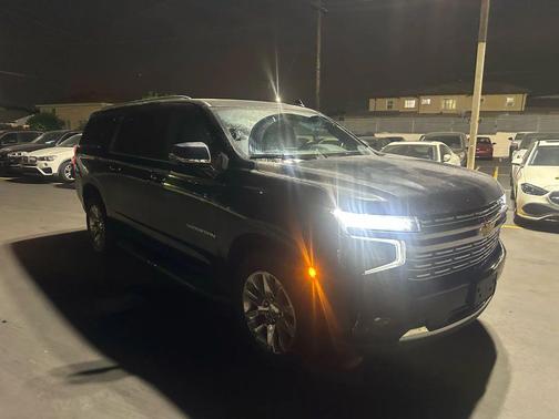 2023 Chevrolet Suburban Premier