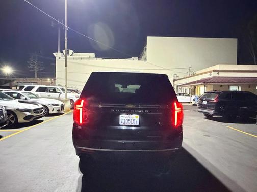 2023 Chevrolet Suburban Premier