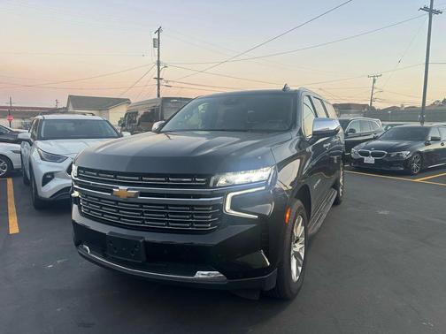 2023 Chevrolet Suburban Premier