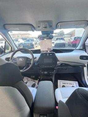 2019 Toyota Prius LE