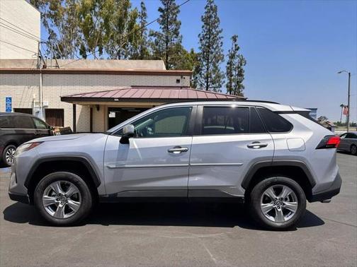 2023 Toyota RAV4 Hybrid LE