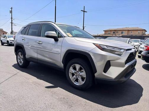 2023 Toyota RAV4 Hybrid LE