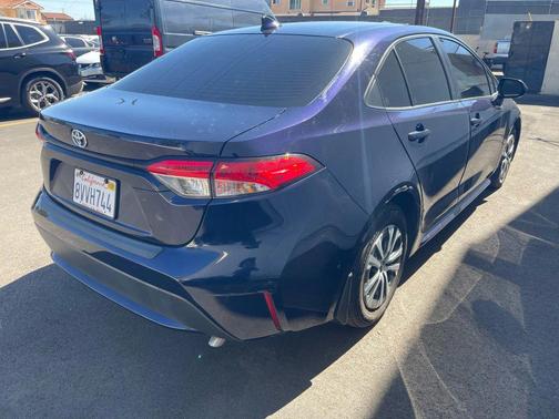 2021 Toyota Corolla Hybrid SE