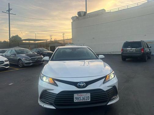 2023 Toyota Camry LE