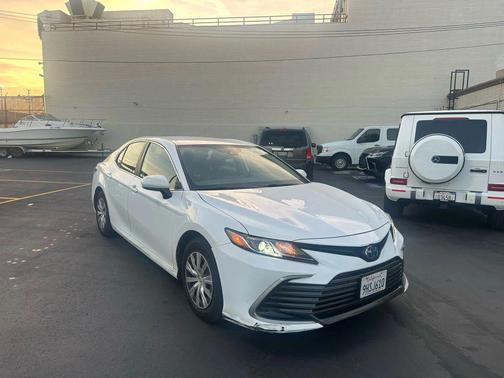 2023 Toyota Camry LE