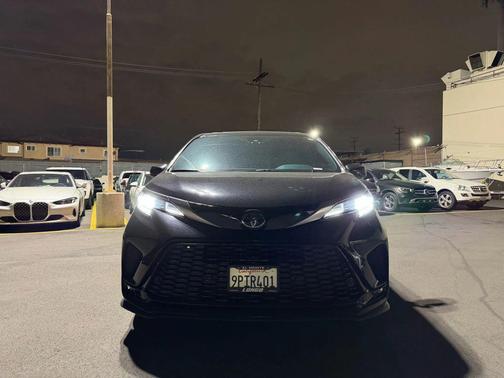 2024 Toyota Sienna XSE 7 Passenger