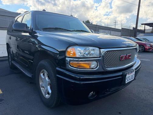 2003 GMC Yukon Denali