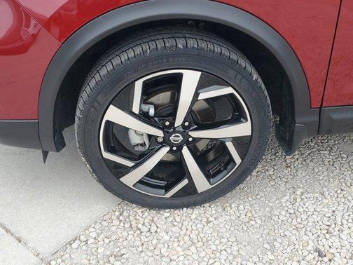 2020 Nissan Rogue Sport SL