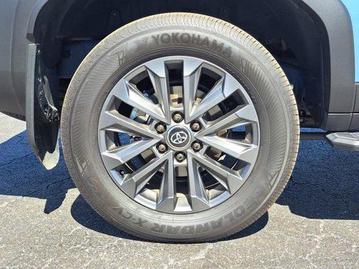 2025 Toyota Land Cruiser Base