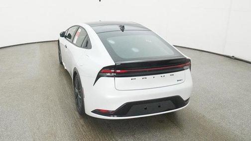 2025 Toyota Prius L