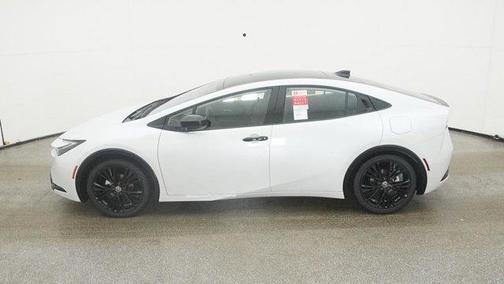 2025 Toyota Prius L