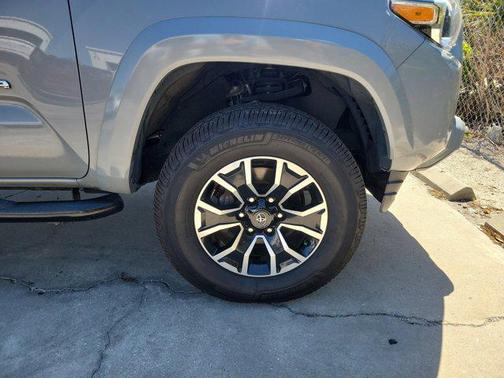 2021 Toyota Tacoma TRD Sport