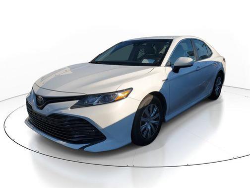 2018 Toyota Camry Hybrid LE
