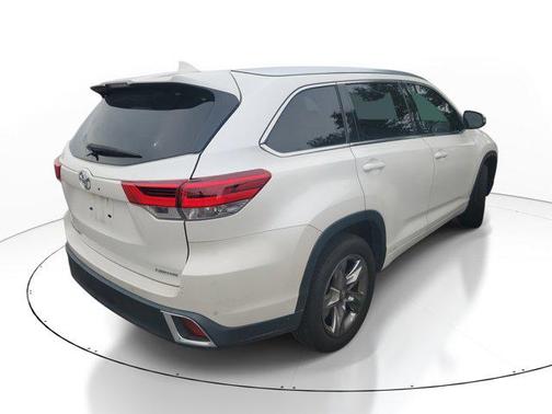 2018 Toyota Highlander Limited Platinum