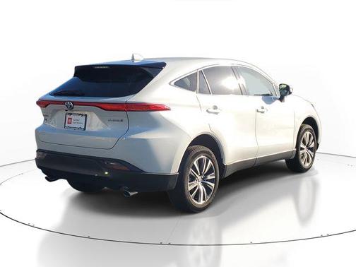 2022 Toyota Venza LE